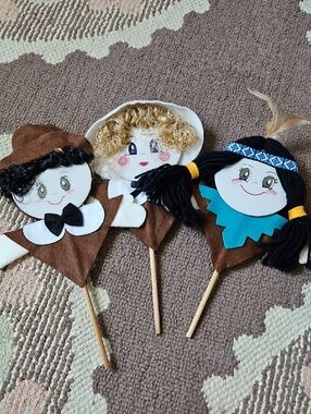 Handmade Kids Thanksgiving Felt Puppets Pilgrim
